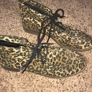 CHEETAH “CHUCKA” BOOTIES